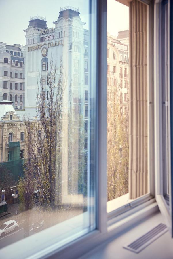Sauna, Big Jacuzzi , Khreshchatyk Apartments Kiev Extérieur photo