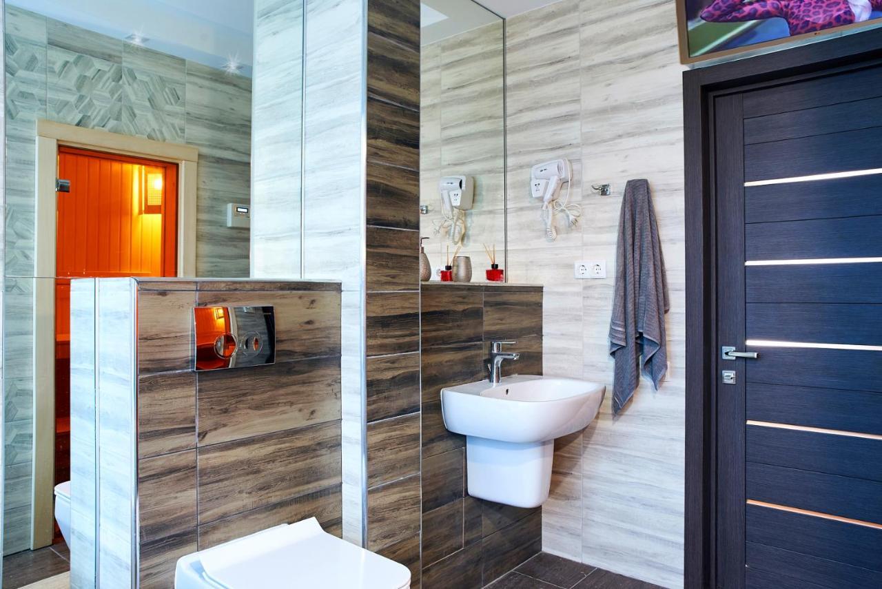 Sauna, Big Jacuzzi , Khreshchatyk Apartments Kiev Extérieur photo